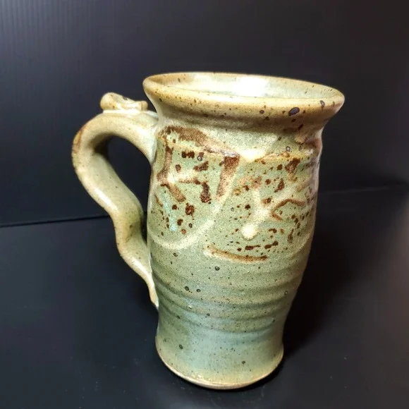 Studio Pottery Tall Mug Stoneware Leaf Motif Green Brown Handle with thumb rest - Picture 7 of 10